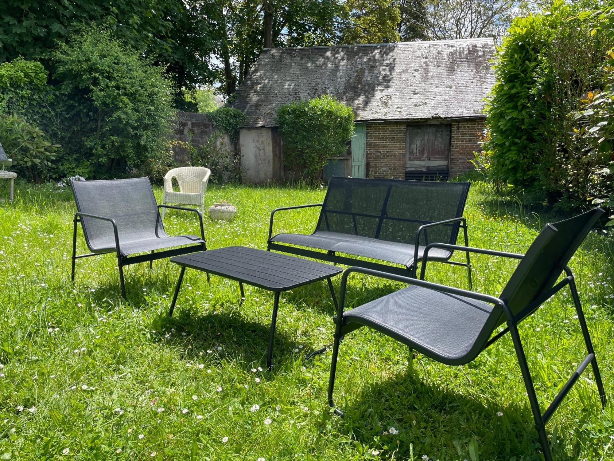 Maison De Jardin - Confort, Commodite, Bien Equipe Livarot-Pays-d'Auge Exteriör bild